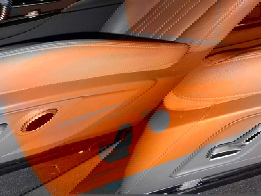 Maserati Levante usata a Salerno (7)