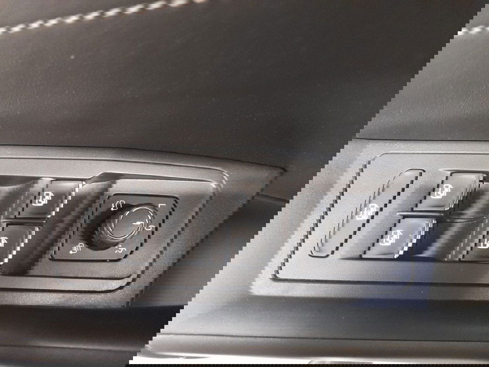 Volkswagen T-Roc usata a Bologna (9)