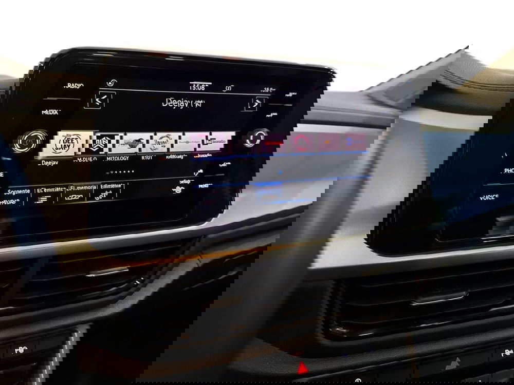 Volkswagen T-Roc usata a Prato (14)