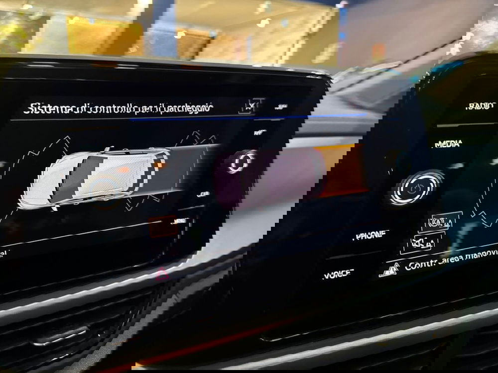 Volkswagen T-Roc usata a Prato (17)