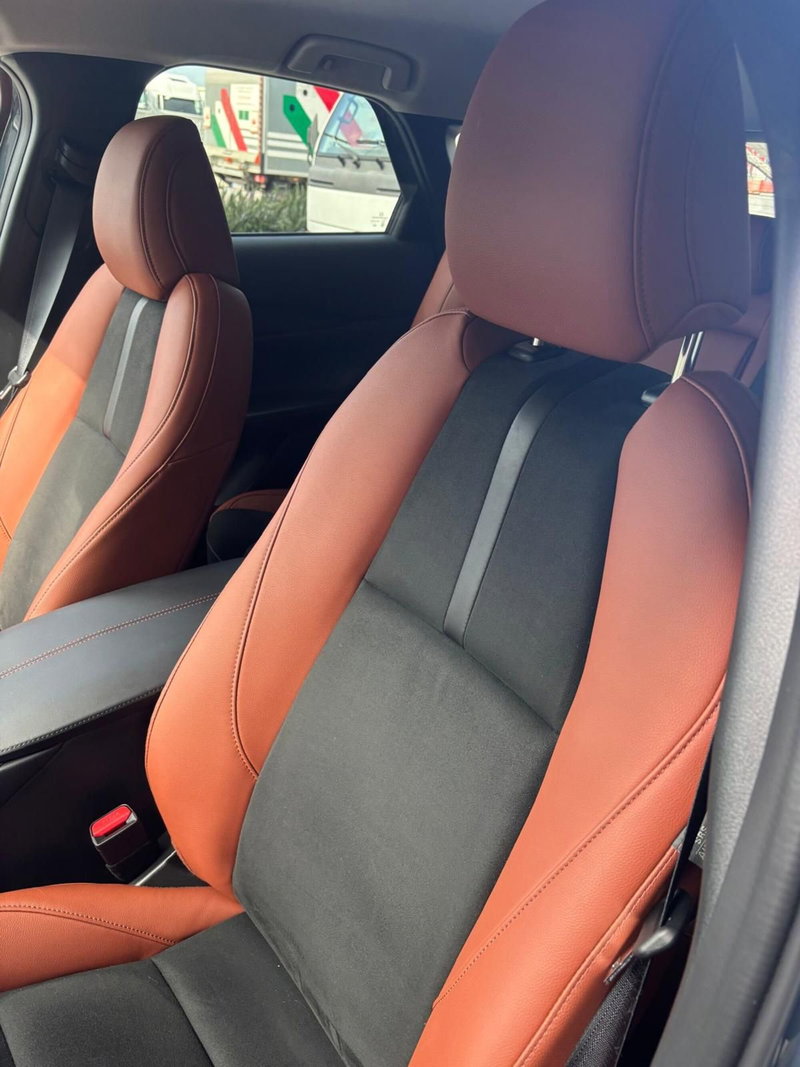 Mazda CX-30 usata a Frosinone (18)