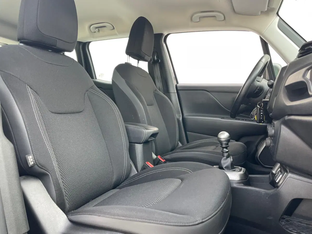 Jeep Renegade usata a Ancona (14)