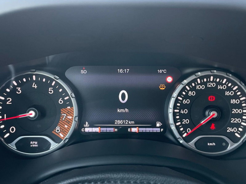 Jeep Renegade usata a Ancona (12)