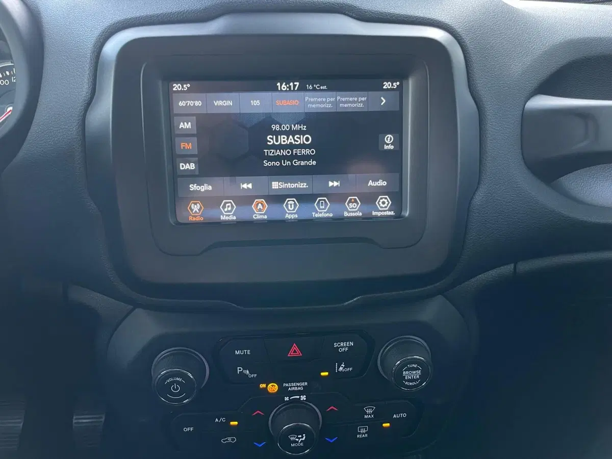 Jeep Renegade usata a Ancona (13)