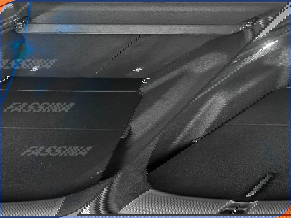 Mg ZS nuova a Milano (11)