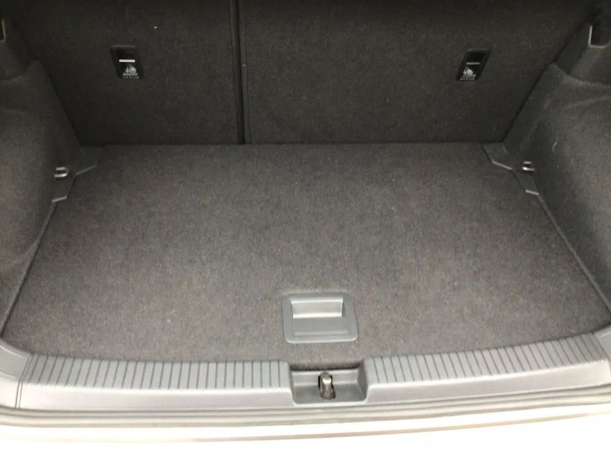 Volkswagen T-Cross usata a Genova (10)