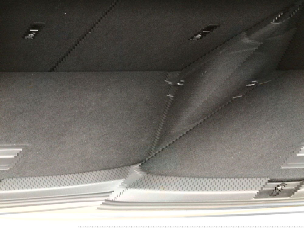 Volkswagen T-Cross usata a Genova (10)