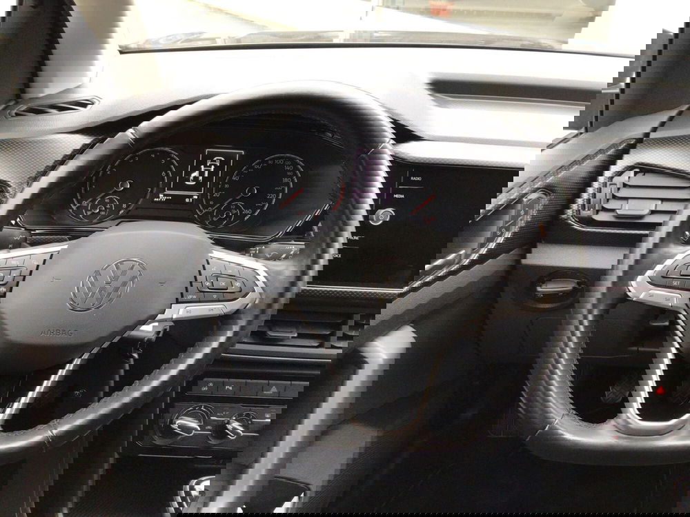 Volkswagen T-Cross usata a Genova (11)