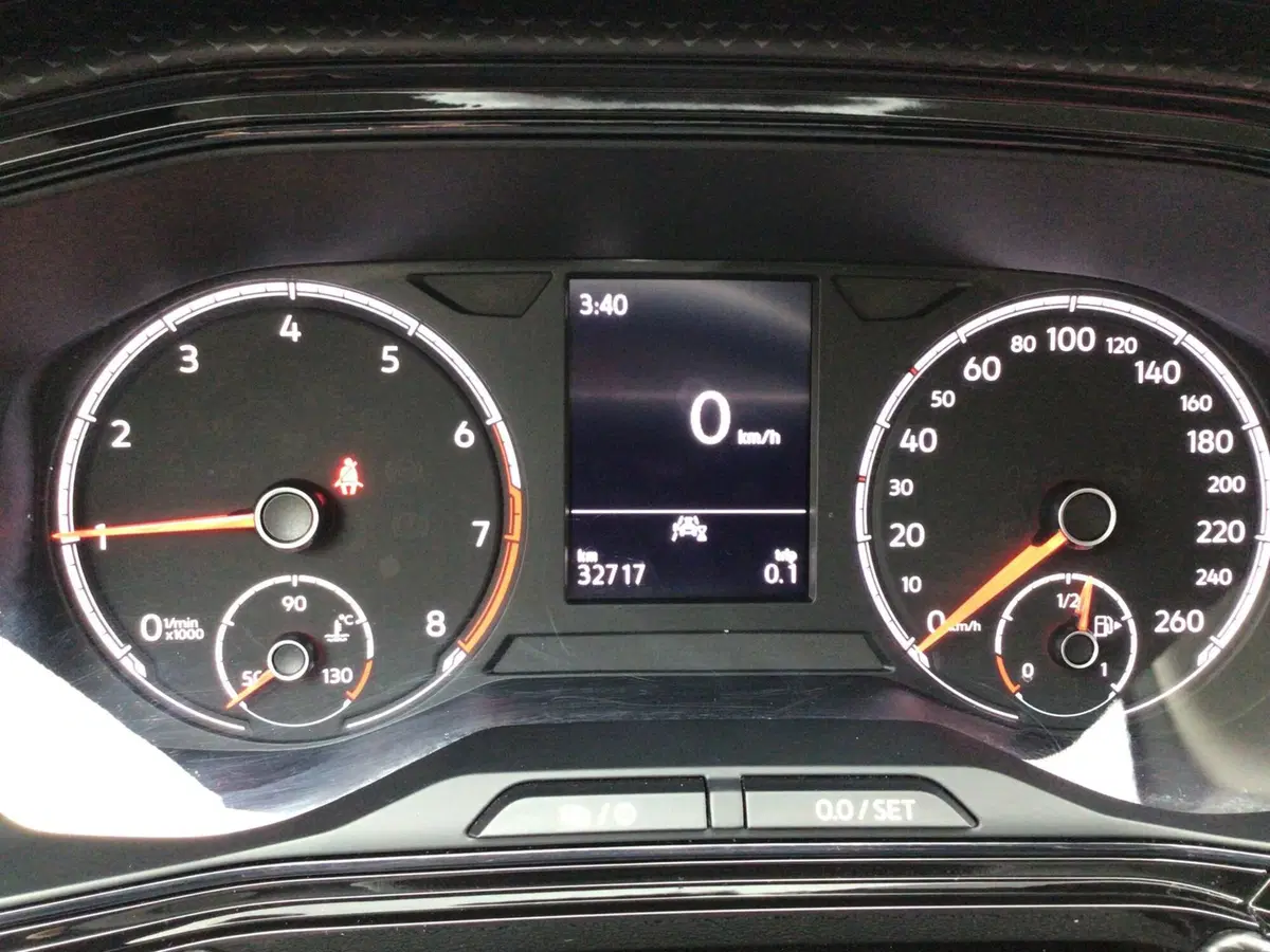 Volkswagen T-Cross usata a Genova (14)