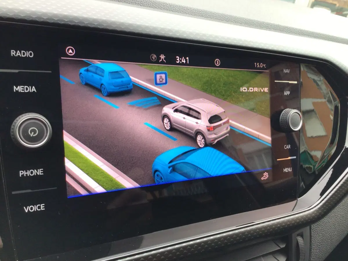 Volkswagen T-Cross usata a Genova (19)