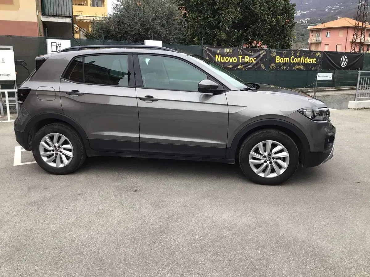 Volkswagen T-Cross usata a Genova (4)