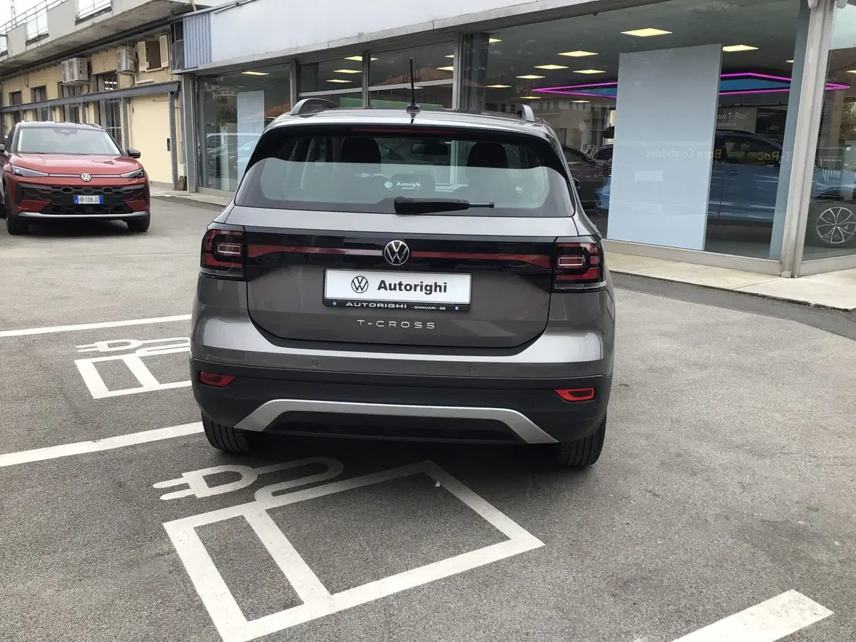 Volkswagen T-Cross usata a Genova (6)