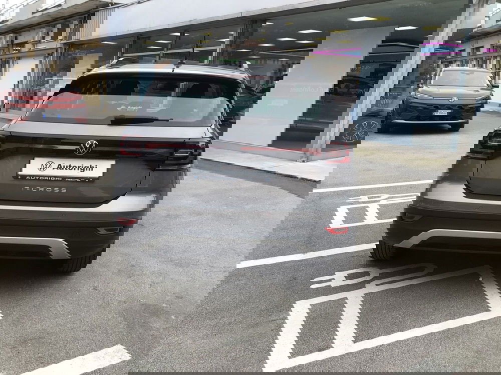 Volkswagen T-Cross usata a Genova (6)