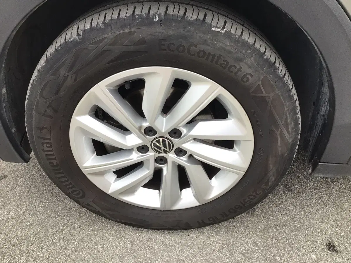Volkswagen T-Cross usata a Genova (9)