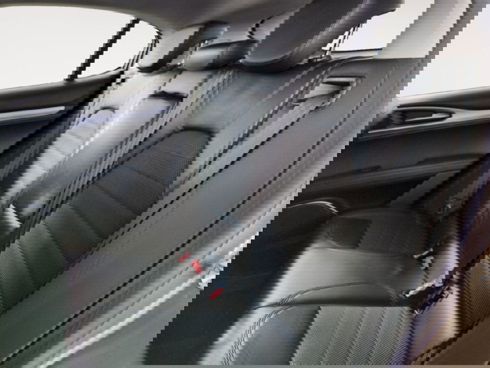 Alfa Romeo Stelvio usata a Agrigento (12)