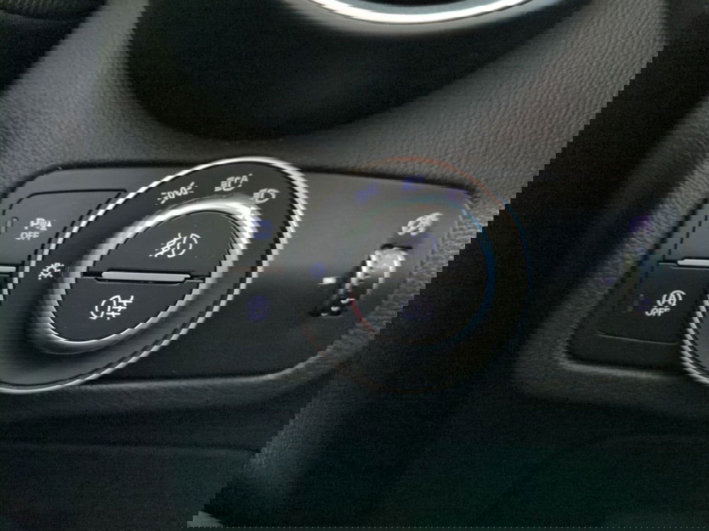 Alfa Romeo Stelvio usata a Agrigento (17)