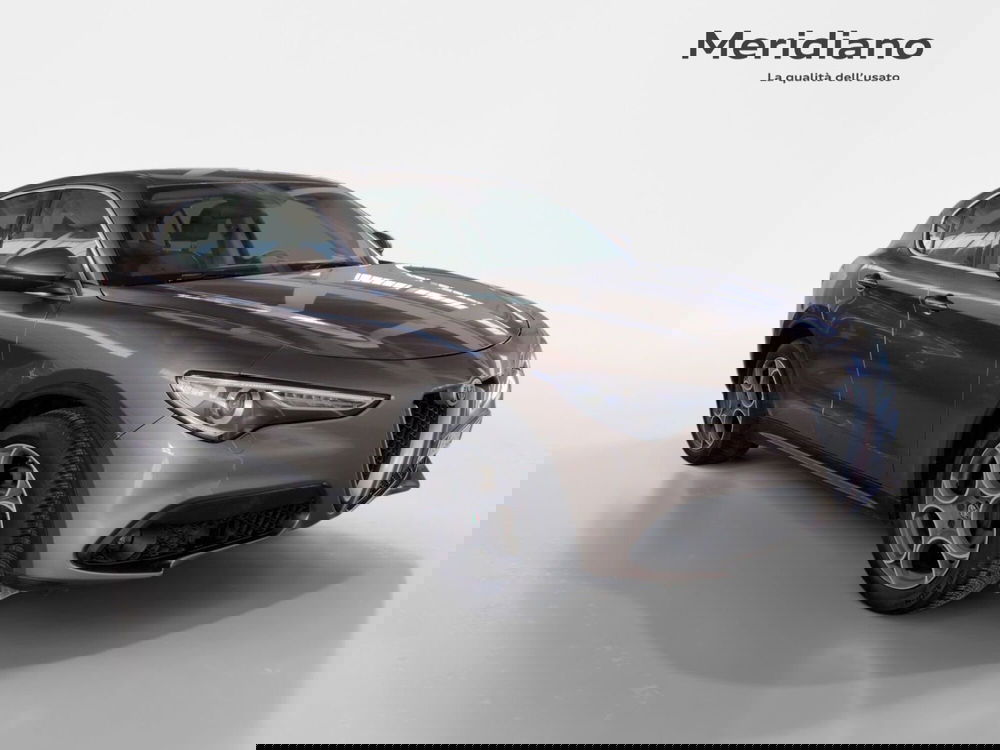 Alfa Romeo Stelvio usata a Agrigento (6)