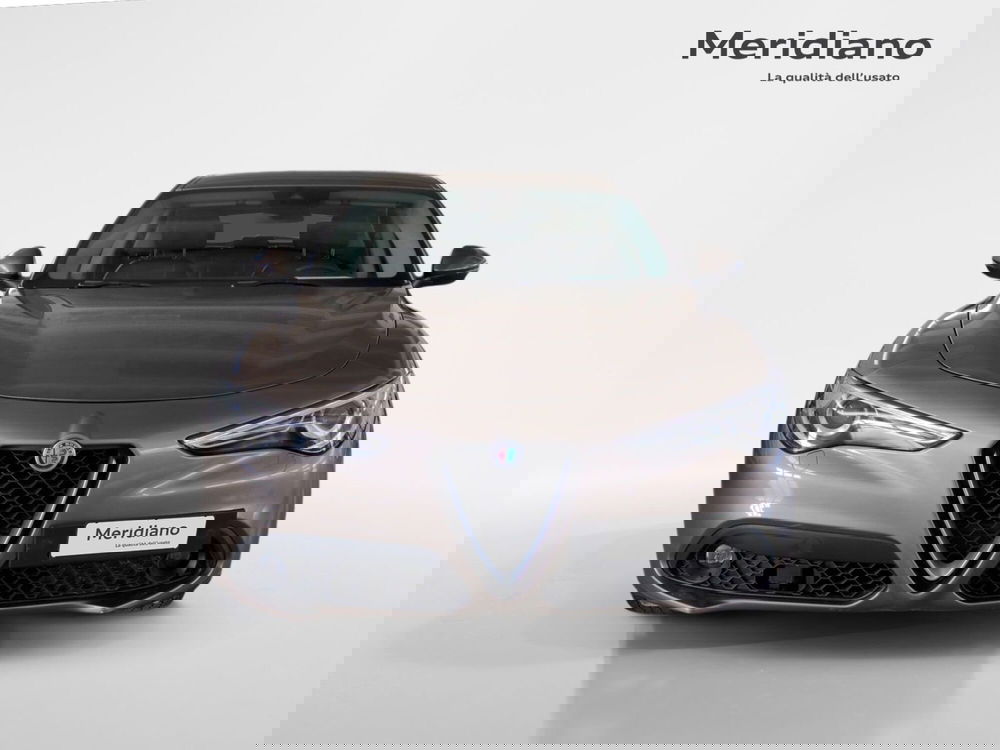 Alfa Romeo Stelvio usata a Agrigento (7)