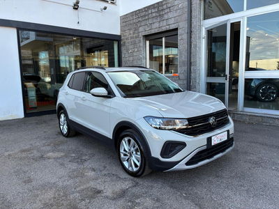 Volkswagen T-Cross 1.0 tsi Life 115cv del 2025 usata a Barlassina