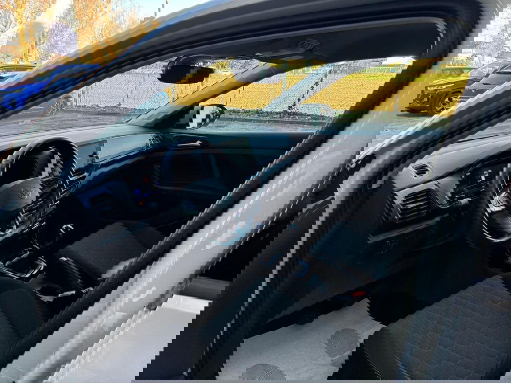 Volkswagen T-Cross usata a Monza e Brianza (8)