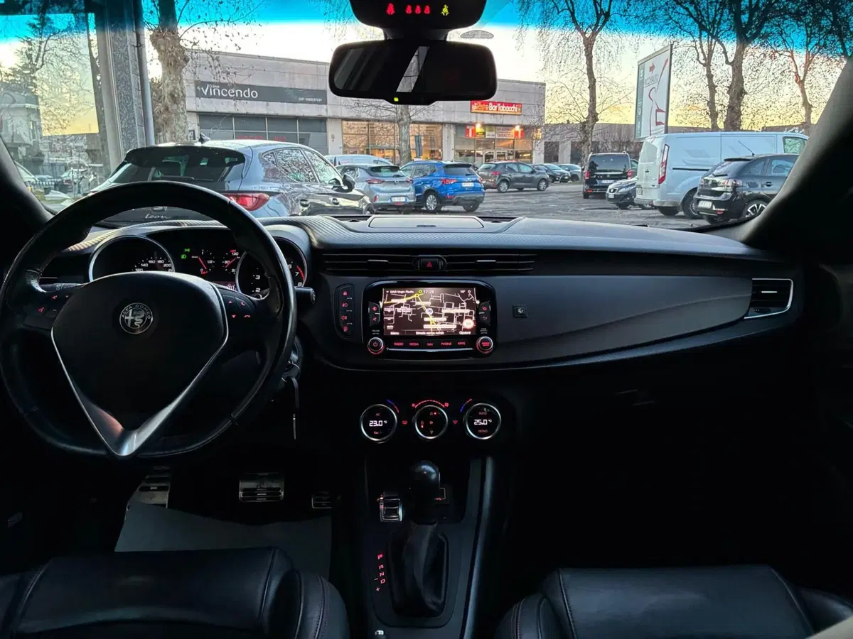 Alfa Romeo Giulietta usata a Monza e Brianza (8)