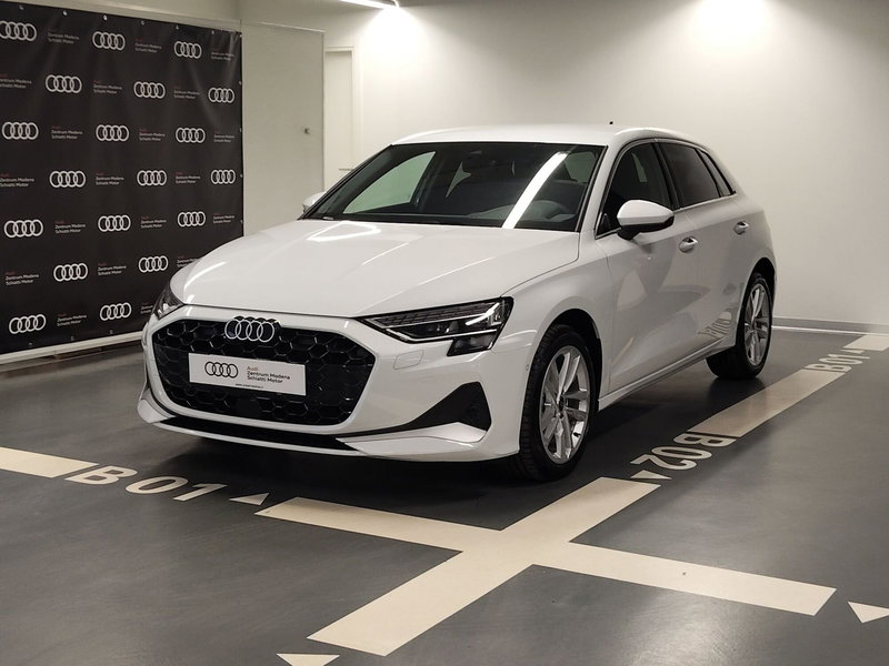 Audi A3 Sportback nuova a Modena