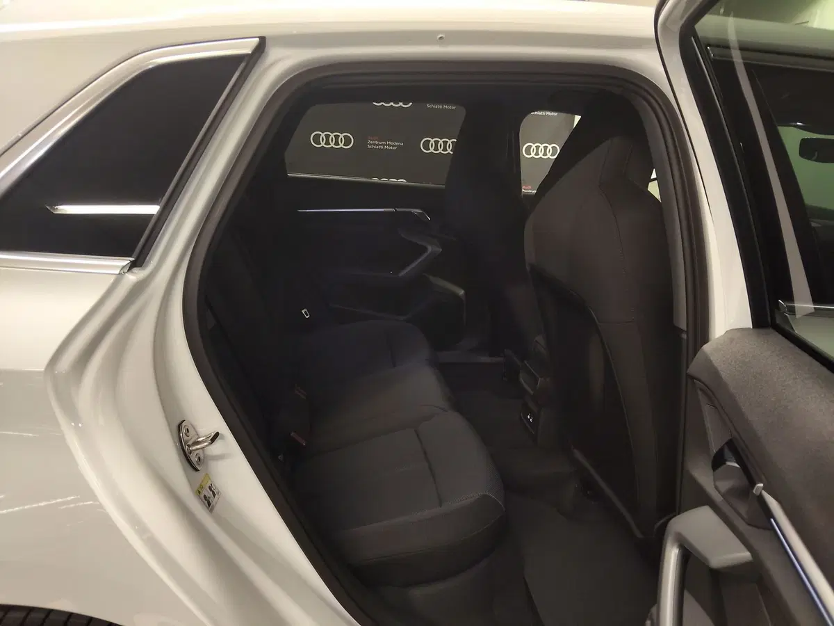 Audi A3 Sportback nuova a Modena (15)