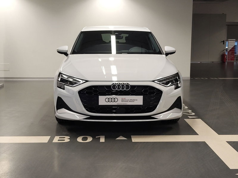 Audi A3 Sportback nuova a Modena (2)