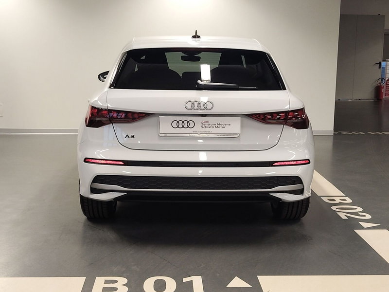Audi A3 Sportback nuova a Modena (4)