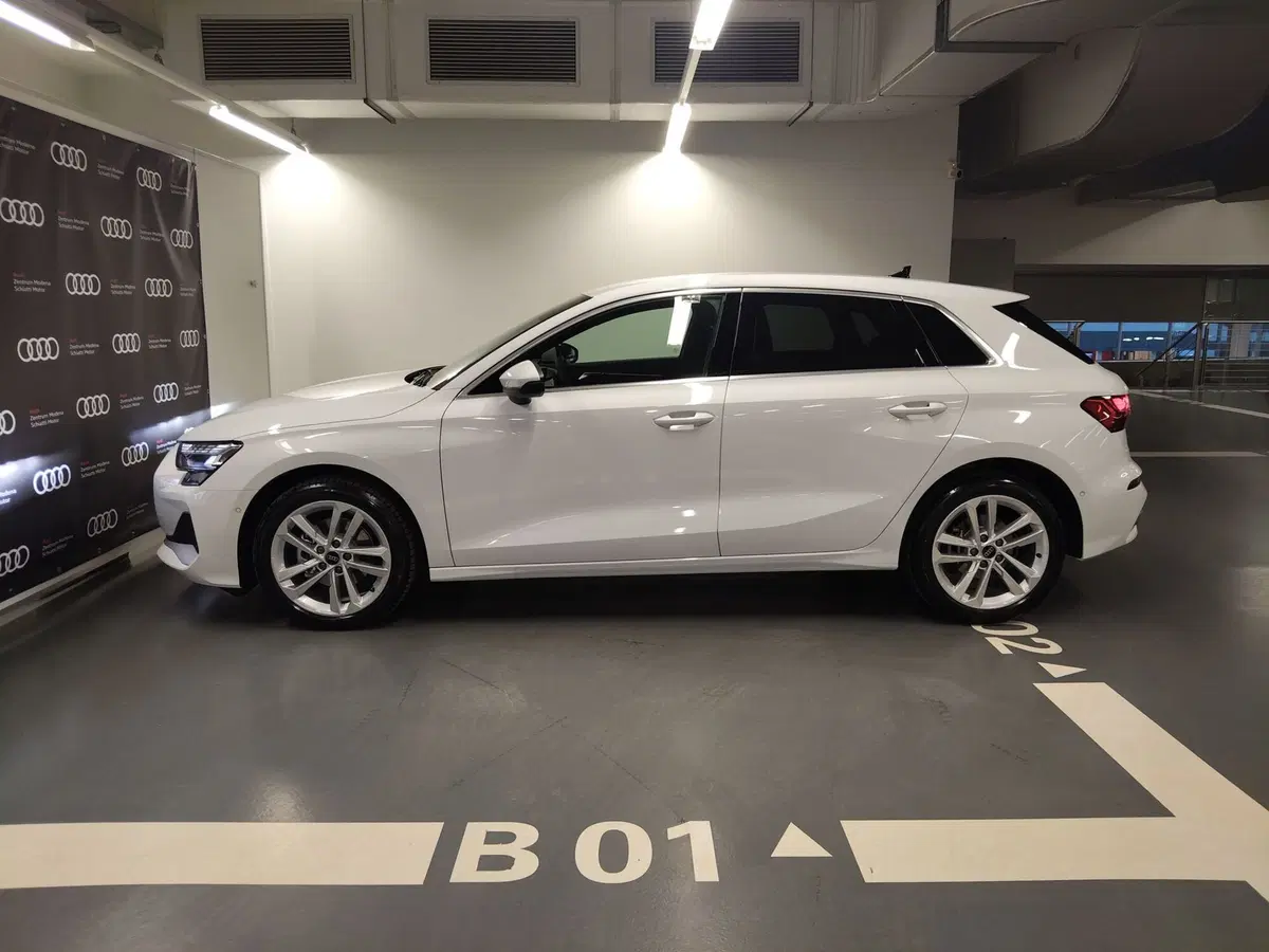 Audi A3 Sportback nuova a Modena (5)