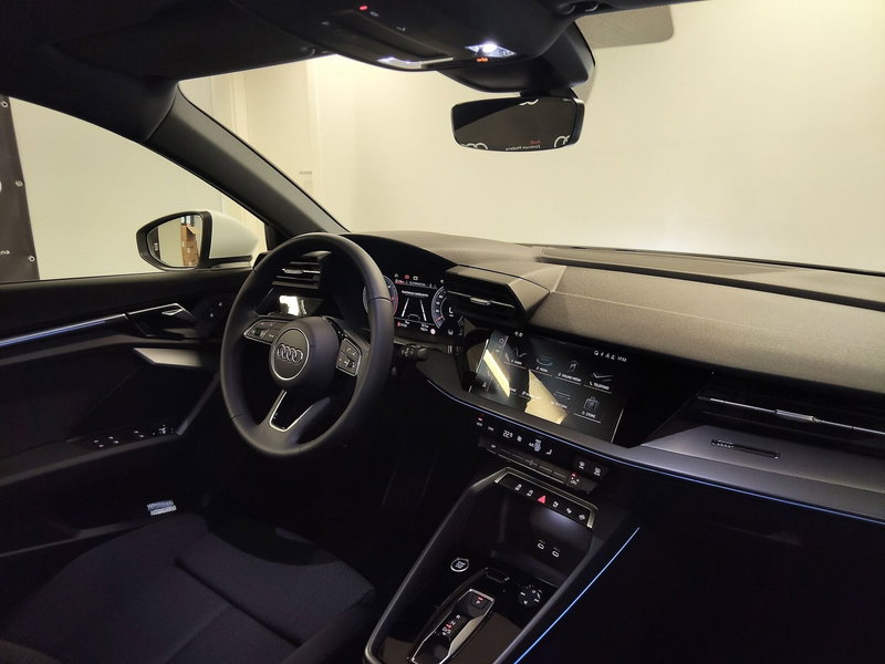 Audi A3 Sportback nuova a Modena (8)