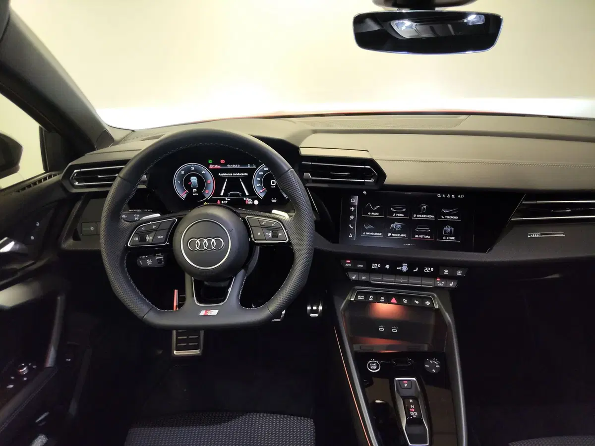 Audi A3 Sportback nuova a Modena (7)