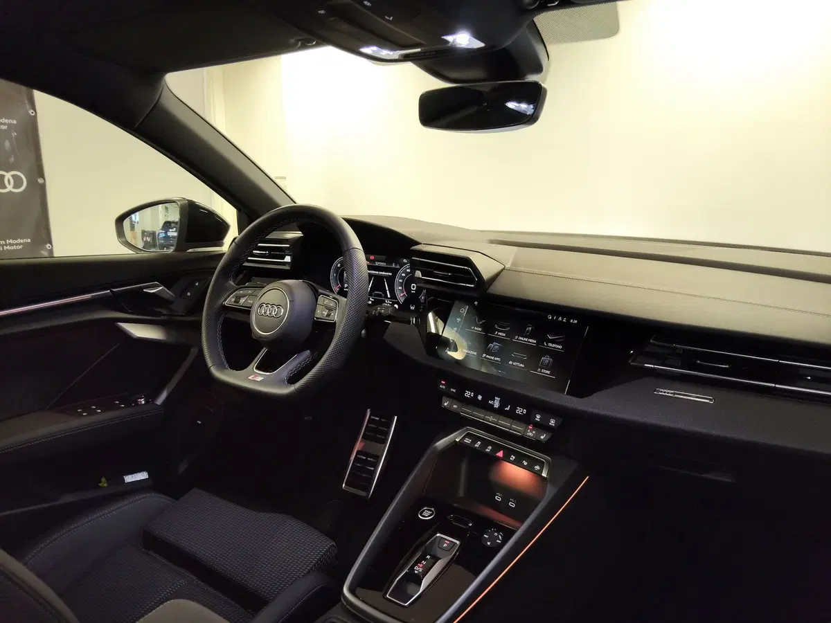 Audi A3 Sportback nuova a Modena (8)