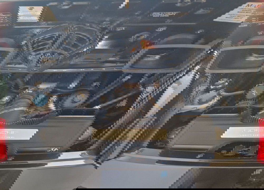 Porsche 911 Cabrio usata a Bari (11)