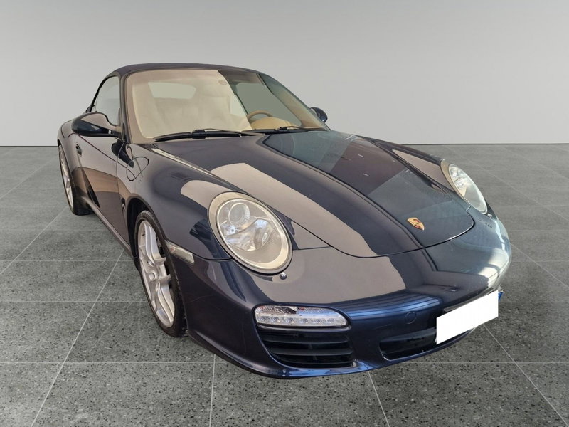 Porsche 911 Cabrio usata a Bari (16)