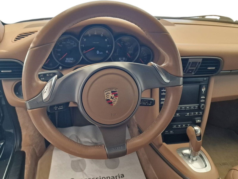Porsche 911 Cabrio usata a Bari (3)