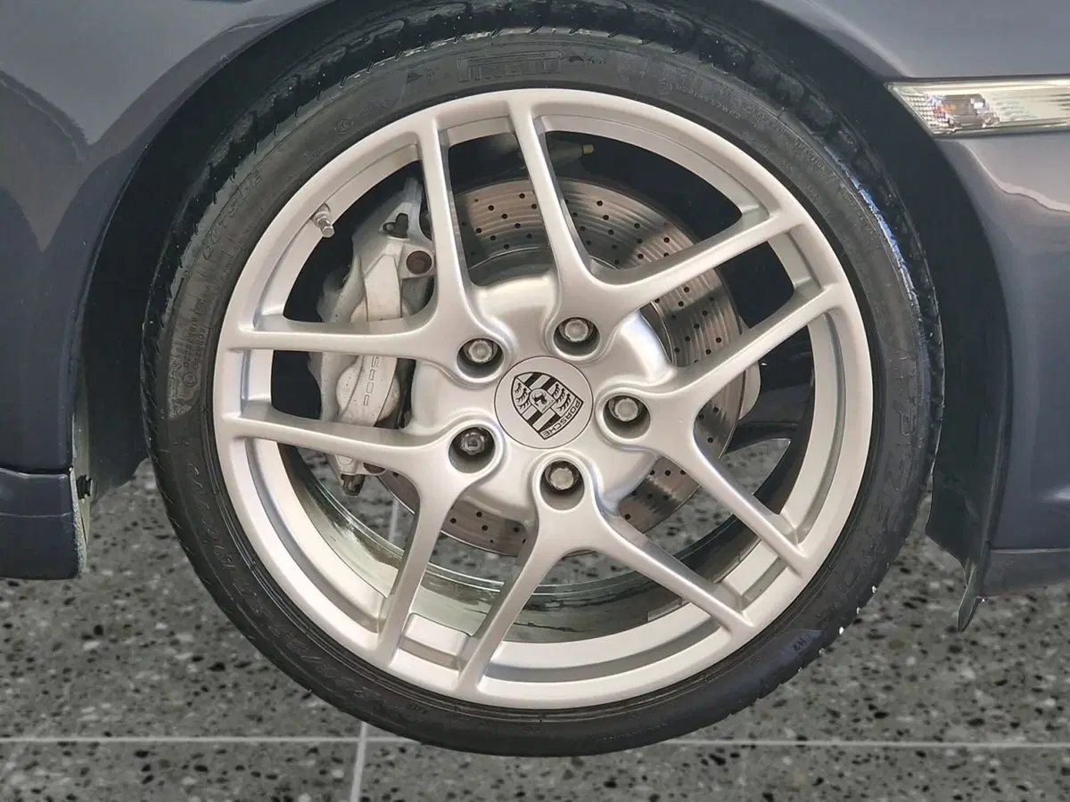 Porsche 911 Cabrio usata a Bari (5)