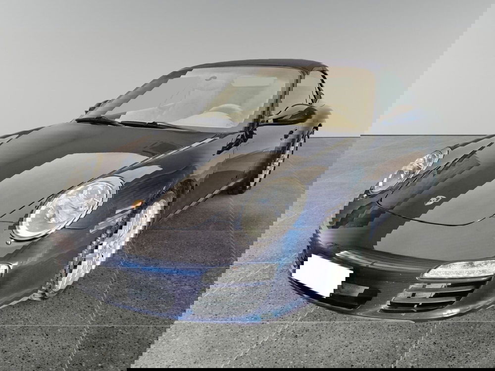 Porsche 911 Cabrio usata a Bari (9)