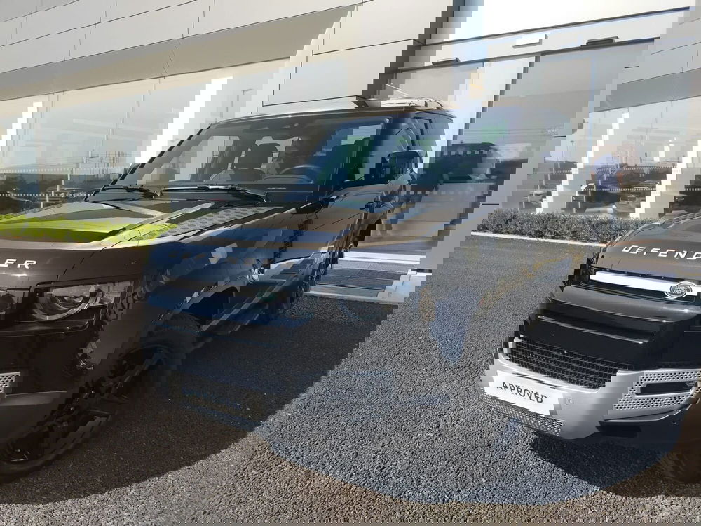 Land Rover Defender usata a Pesaro-Urbino