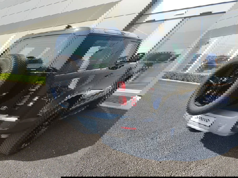 Land Rover Defender usata a Pesaro-Urbino (2)