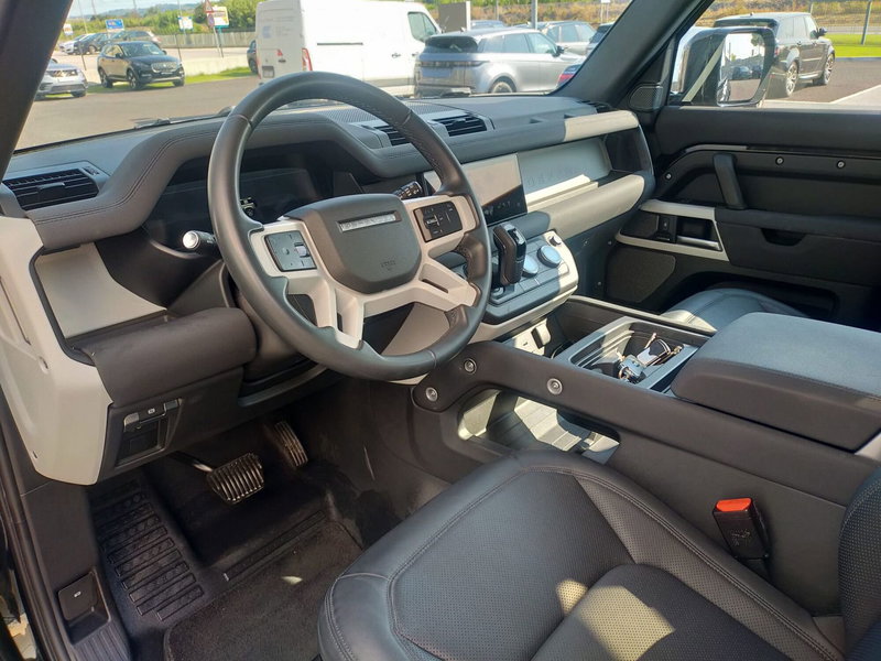 Land Rover Defender usata a Pesaro-Urbino (4)