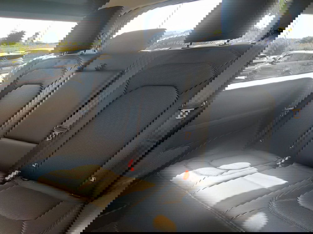 Land Rover Defender usata a Pesaro-Urbino (5)