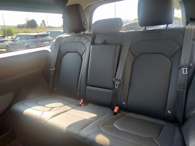 Land Rover Defender usata a Pesaro-Urbino (5)