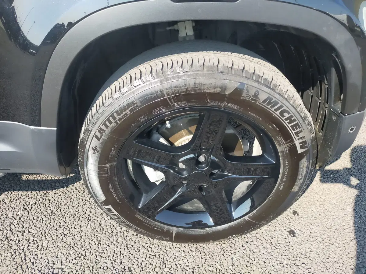 Land Rover Defender usata a Pesaro-Urbino (9)