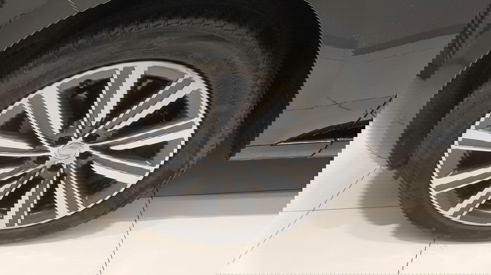 Land Rover Range Rover usata a Pesaro-Urbino (9)