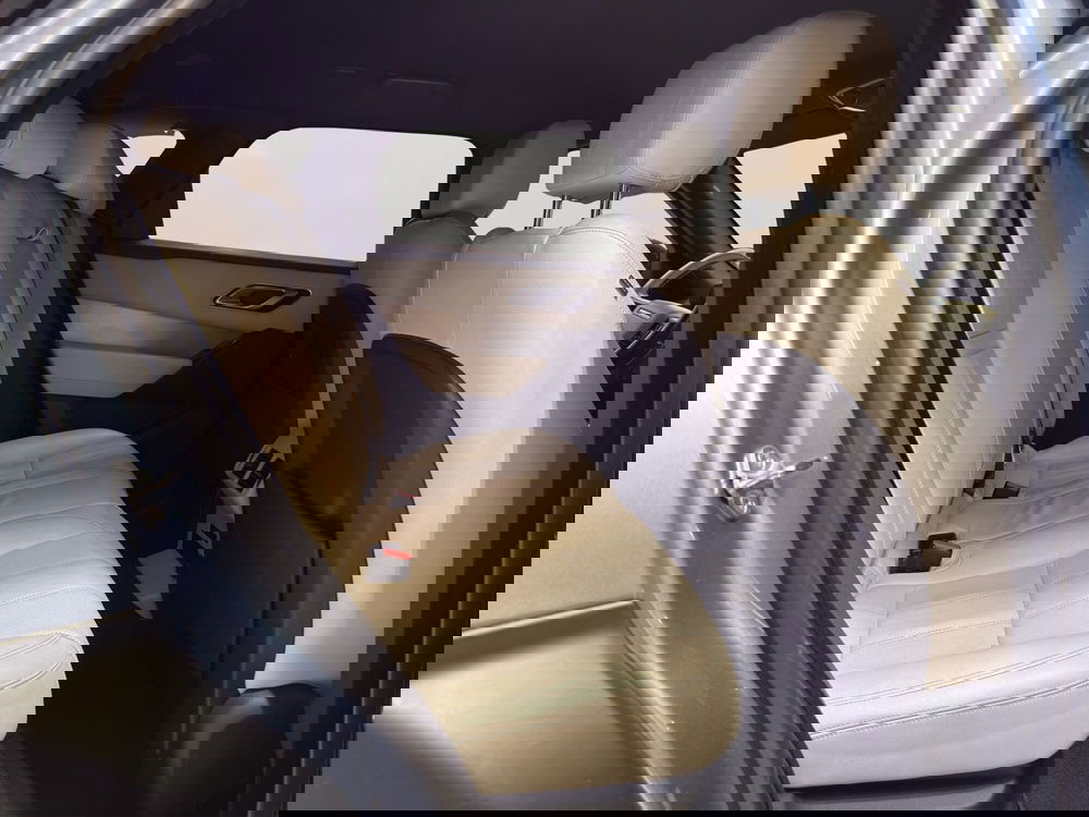 Land Rover Range Rover Velar usata a Latina (5)