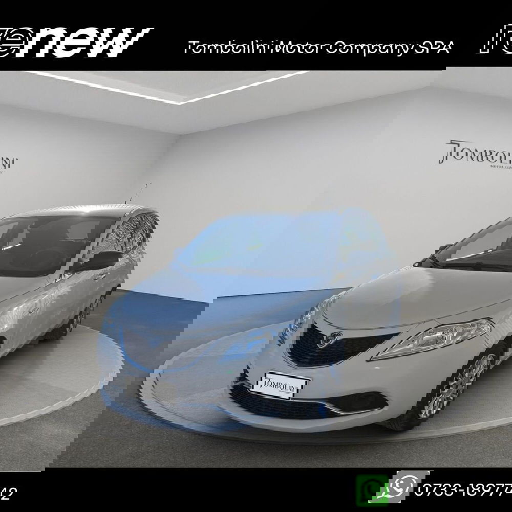 Lancia Ypsilon usata a Macerata