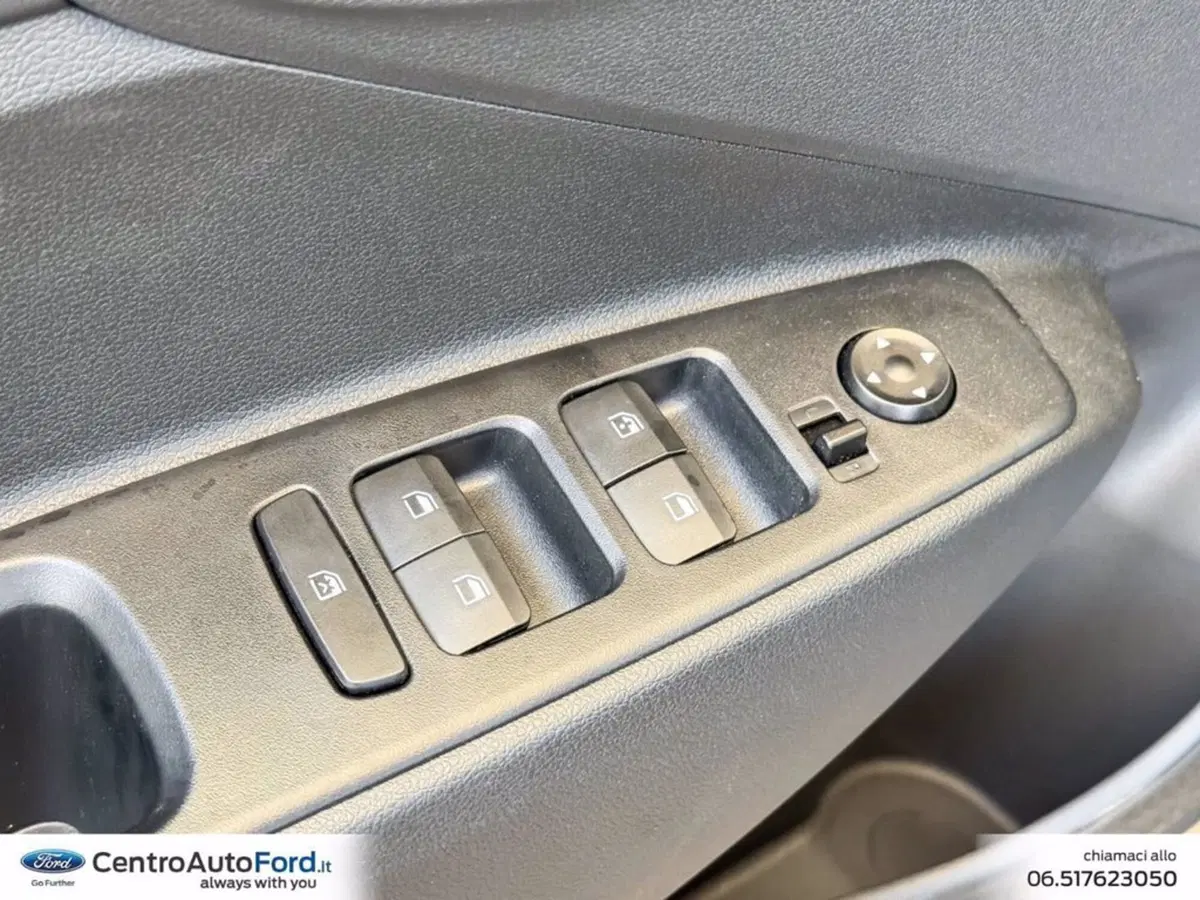 Hyundai i10 nuova a Roma (16)
