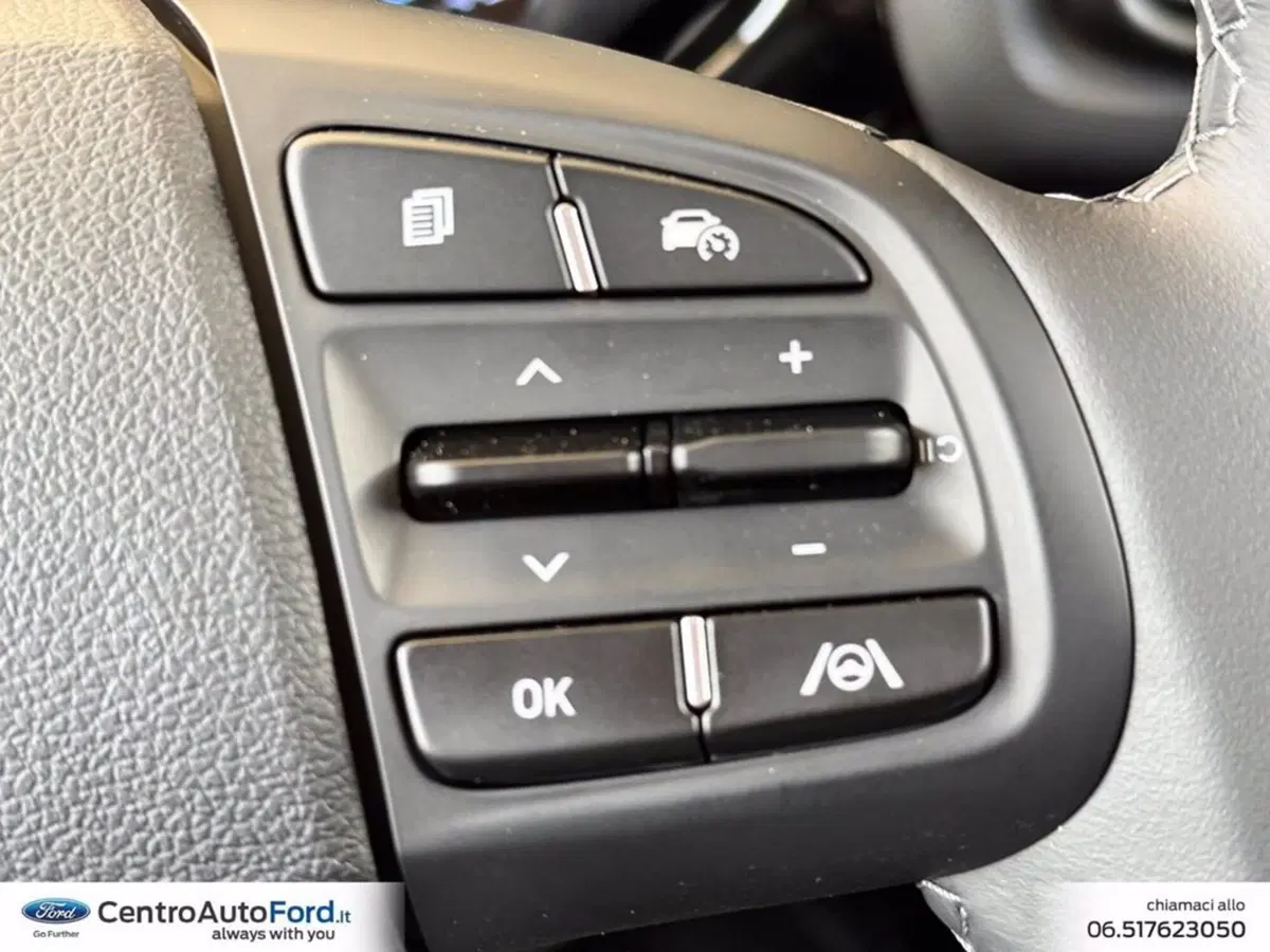 Hyundai i10 nuova a Roma (18)