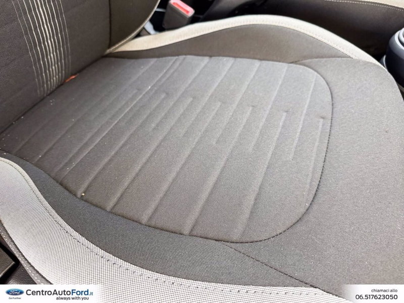 Hyundai i10 nuova a Roma (8)